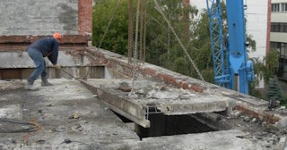 Демонтаж бетонной плиты: цена за м2 от 2101 рублей в Мысках